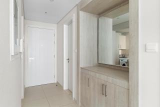 1BR Apartment on The Palm Walk to Beach Mall Pool Restaurants - 3