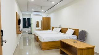 SRI HARSHA AC Luxury rooms - Warangal - 9