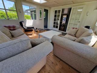 Cosy Holiday Home - 300 Meter From The See - Humble - 4
