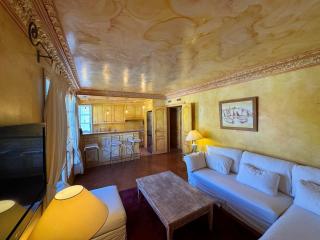 Appartement Place des Lices, Saint-Tropez - Saint-Tropez - 5