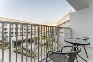 Close Proximity to Leisure Attractions with Exclusive Amenities, Luma22 West Tower, Jumeirah Village Circle by Deluxe Holiday Homes - 9