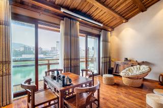 Zhangjiajie Waterfront Huajian Inn& Tianmen National Forest Park & Free pick up service - 5