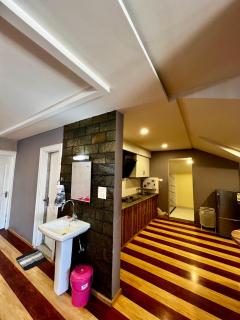 Chinar Appartment - Srinagar - 5