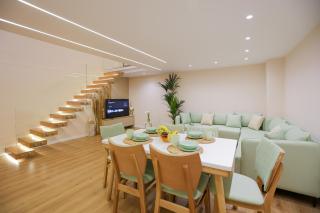 Luxe Arial Lofts - 6