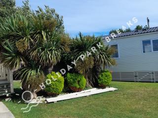 Valeria - Gold 3 bedroom with Garden and Parking - Seal Bay - Selsey - 1