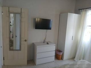 Home in Paradise Apt #2 - 5