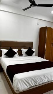 Hotel Shree Hari Om Residency - Ahmedabad - 3