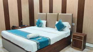 Ramayana Grand Hotel Ayodhya -Steps Away from Ram Mandir - Ayodhya - 9