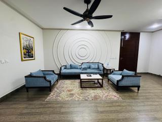 Rahman Apartments - Multan - 5