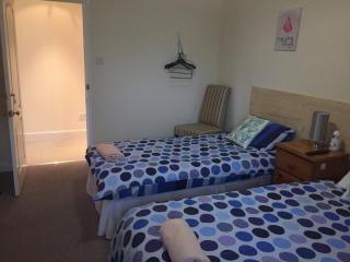 Hogwarts Bed and Continental Breakfast - Sheerness - 1