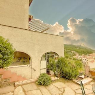 SBILENCA & SBILENCHINA - TOP per MTB - Climbers e Famiglie - giardino - BBQ - nel Finalese - Calice Ligure - 0