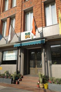 Hampton By IC's - Noida - 5