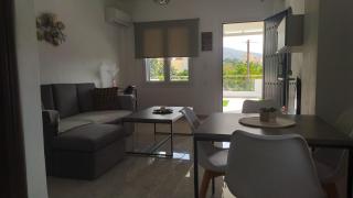 Kamara Luxury ground floor apartments - Votsalákia - 8