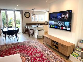 Luxurious open plan family home - walk to Addenbrookes - Cambridge Homehost - Cambridge - 3