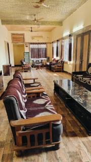 Staeg Villa with Pool - Indore - 9