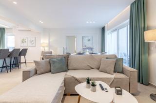 Spacious Downtown Two bedroom Apartment with Private Parking - Heraklio - 9