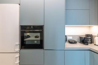 Casa Civique A Modern City Apartment with Balcony, Parking, Aircon & Elevator - 3