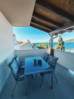 Azure Apartment - Kali - 1