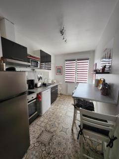 Appartement Quai Ouest, vue entrée port, Stationnement gratuit, Lits faits pour votre arrivée, serviettes de toilettes fournies - Dieppe - 2