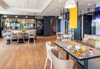 B&B HOTEL Brest Centre Port de Commerce - Brest - 5