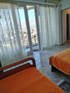 Perkli Bezhani Rooms - Gjirokastër - 8