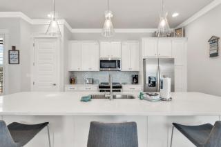 Grand Verano Chateau With Heated Pool And Lsv - Destin - 3