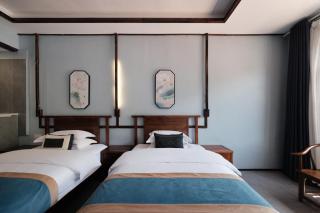 Xinsu Courtyard View GuestHouse - Fenghuang - 5