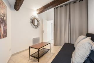 Nézignan l évêque 3km de Pezénas Suit'Appart 70m2 - 5