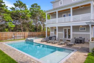 The Sand Emperor With Jetted Pool And Game Room - Destin - 1