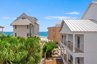 Seaside Palace With Game Room And Jetted Pool - Destin - 4
