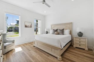 Shark Tales With Pool And Gated Neighborhood - Destin - 6