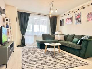 City Modern & Cozy Apartment for 4 Guests with Private Parking - Plovdiv - 0