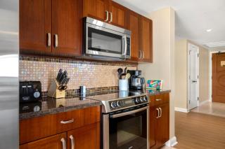 KBM Resorts FREE CAR Honua Kai Hokulani Ocean view 2-Bedroom Condo Huge Wraparound Lanai HKH-515 - 2