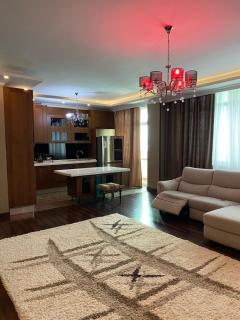 Panorama Luxe Apartment - Astana - 0