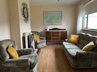 House in the heart of the village - 8