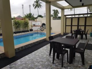 Maison de lamour 2 storey house with pool in Balanga City - 3