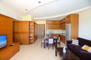 Holiday Apartment Central & Sea View - Vlorë - 5