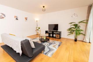 City Centre Getaway - Modern 1BR with Parking - Sheffield - 9