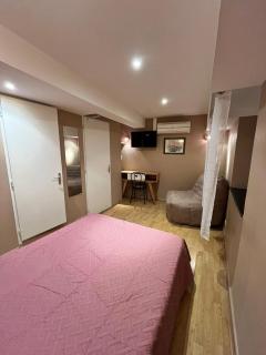 Hôtel Restaurant Les Arcades - 6