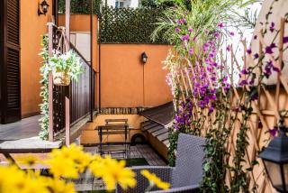 Spanish Steps Apartment & Terrace - Rome - 3