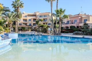 H&O Limnaria Elegance Pool View Apartment - Paphos - 5