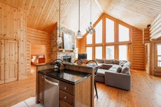 Fiddler Lake Resort Chalet 69 Deer - 1