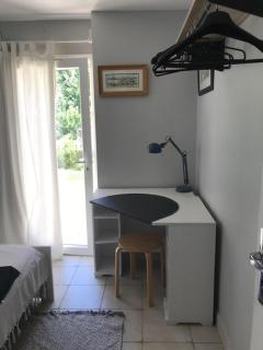 Rez de jardin de villa avec piscine proche mer - Toulon - 2