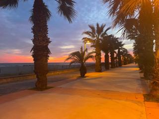 Cal Avia Cubelles Sunset Beach View Apartment - Cubelles - 4