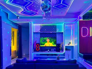 Disco Time's Pool Villa ดิสโก้ ไทม์ พูลวิลล่า พัทยา - Na Jomtien - 4