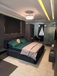 Long Island Apartment N Ride - Lagos - 1