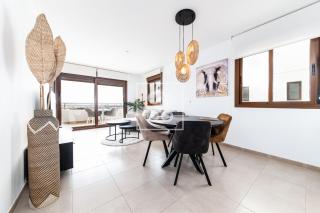 La Brisa del Mar 2BR app with seaview by OYOOSTAYS - 9