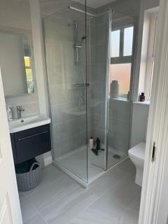 Portrush West Strand Beachside Apartment - 1