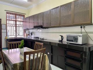 Aisyah Homestay NEAR A FAMOSA TAMPIN - Kampong Pulau Sebang - 6