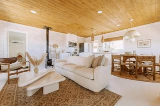 Remote Home Shroom Room Hot Tub Pool Sauna - Sunfair Heights - 7